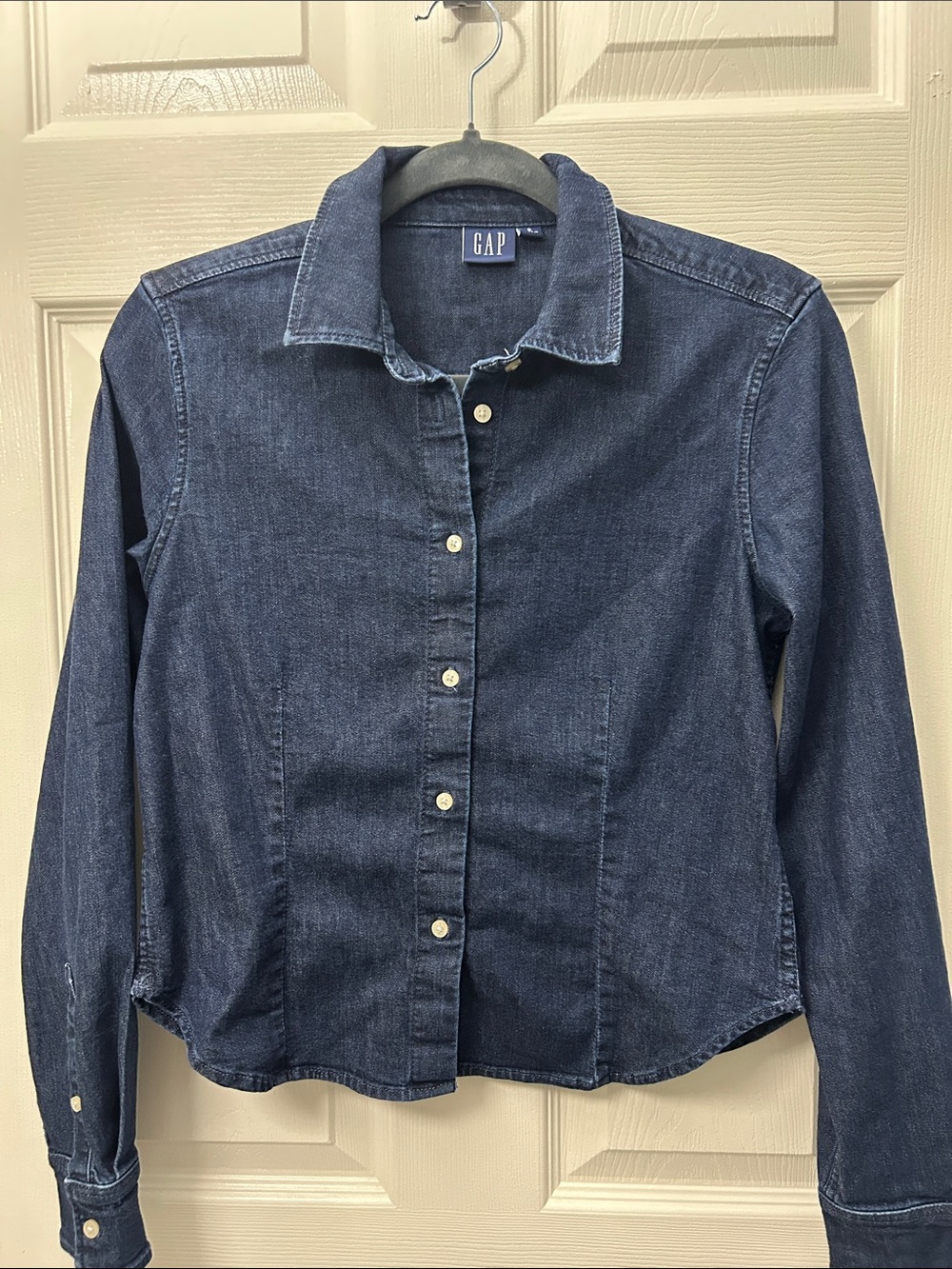 GAP Women's Dark Indigo Denim Button-Front Shirt